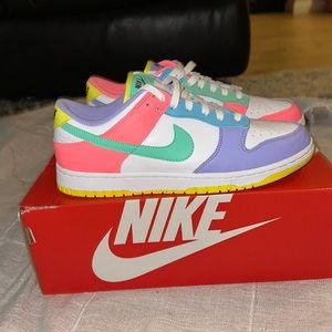 W NIKE DUNK LOW SE